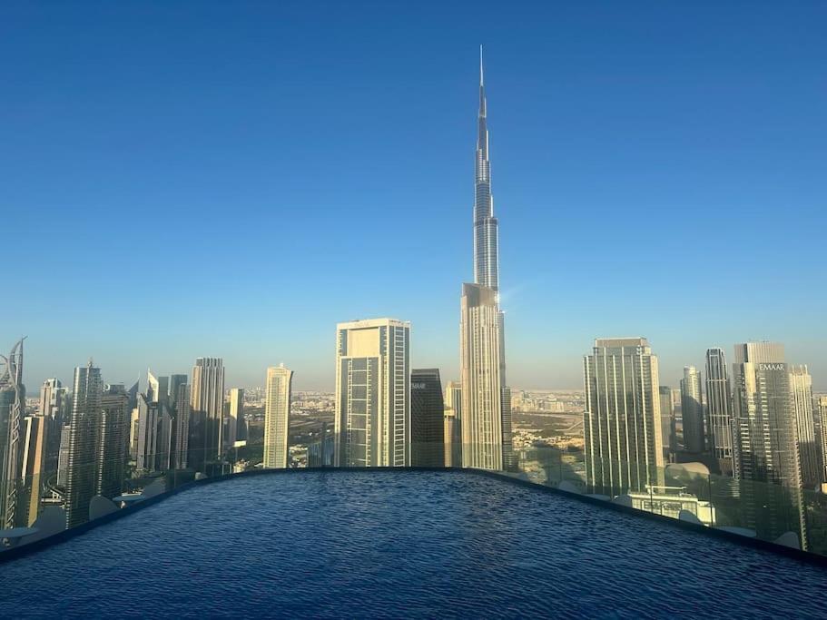 Paramount Tower -rooftop Infinty/burj Khalifa View Apartment